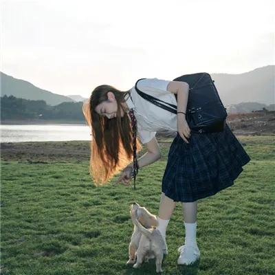 小镇周六夜